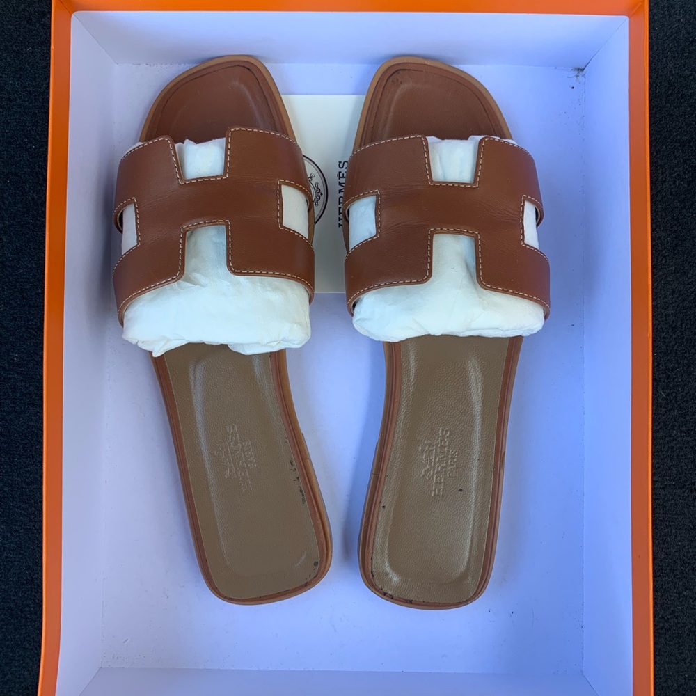 HERMES ORAN SANDAL 37.5 TAN